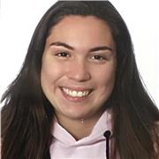 Soy una persona creativa y con iniciativa personal. Adapto las clases al nivel del alumno.